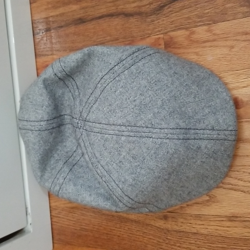 Goorin beret hat
